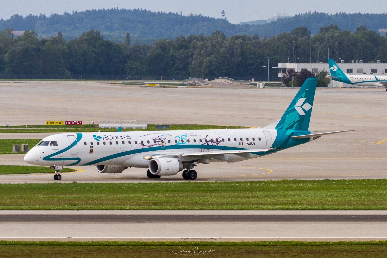Air Dolomiti / Embraer ERJ-195LR / I-ADJS / MUC / EDDM