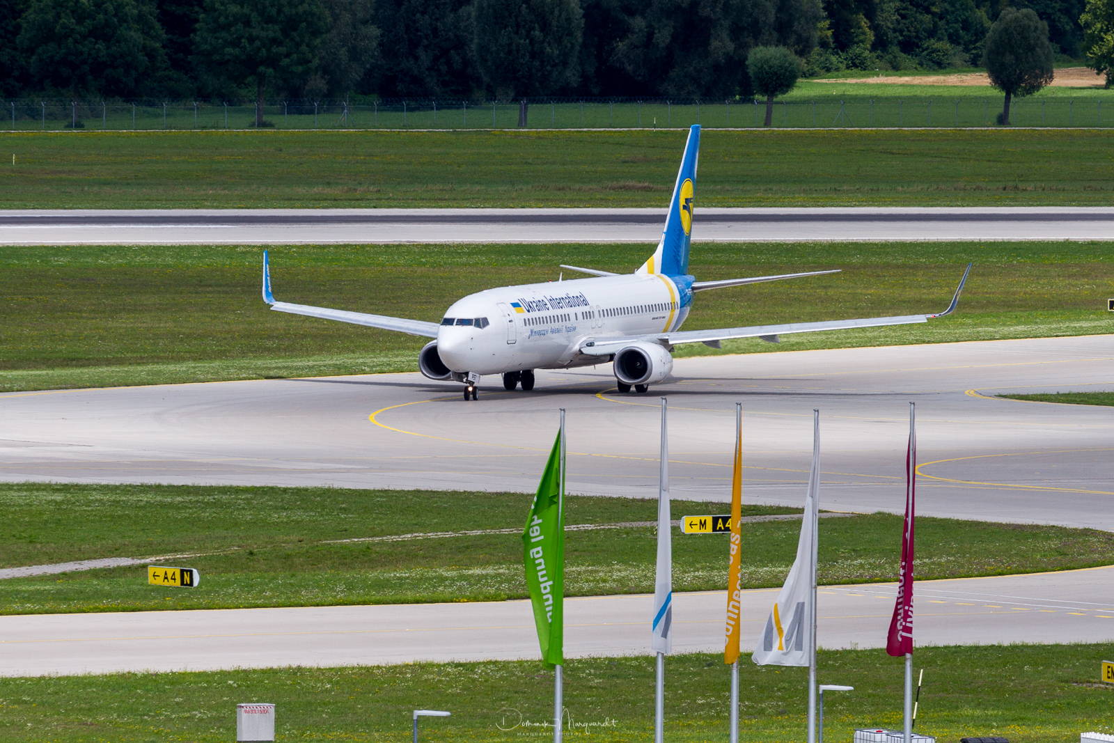 Ukraine International Airlines / Boeing 737-8AS / UR-PST / MUC /